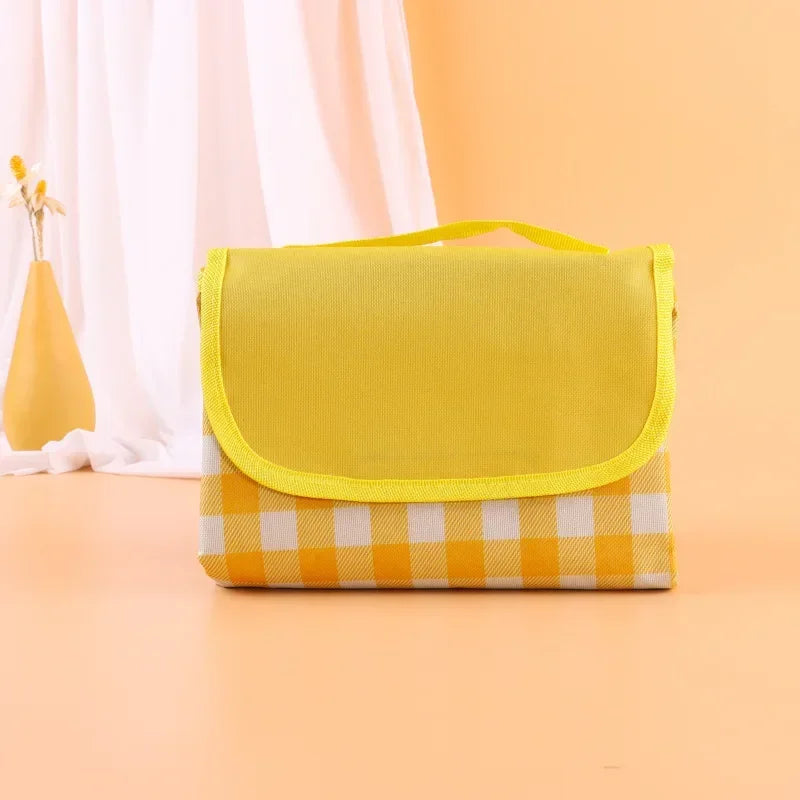 Waterproof Foldable Picnic Blanket – Sandproof Outdoor Beach Mat with Carry Handle