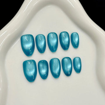 Handmade Cat-Eye Press-On Nails, 10 pcs (Short Almond, Sized XS-L)