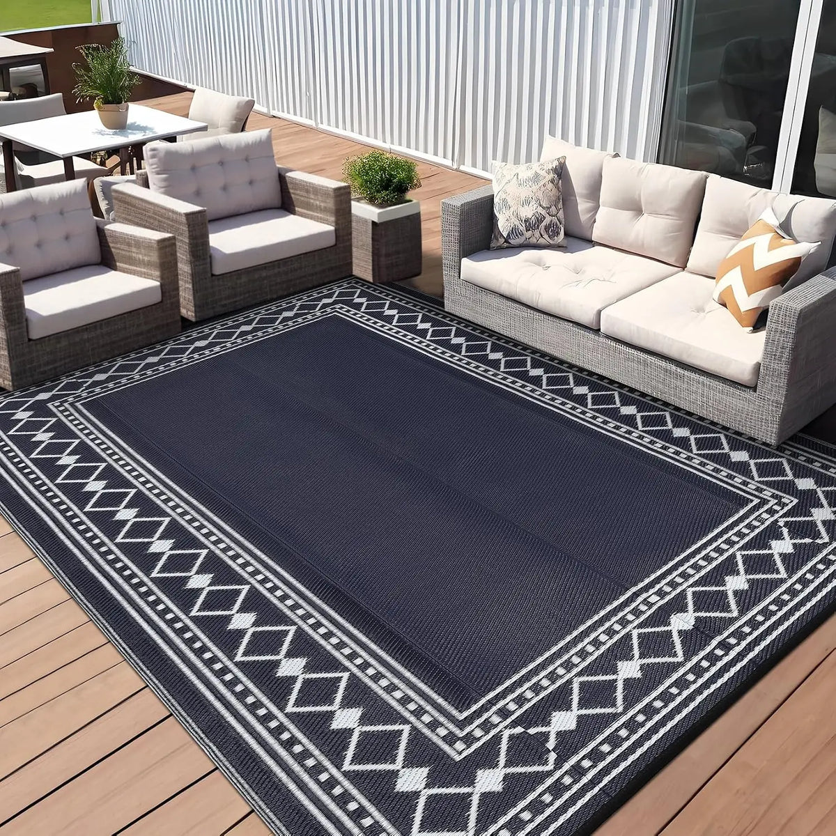 Reversible Outdoor Patio Rug 8' x 10' – Waterproof Plastic Straw Mat, Black & White