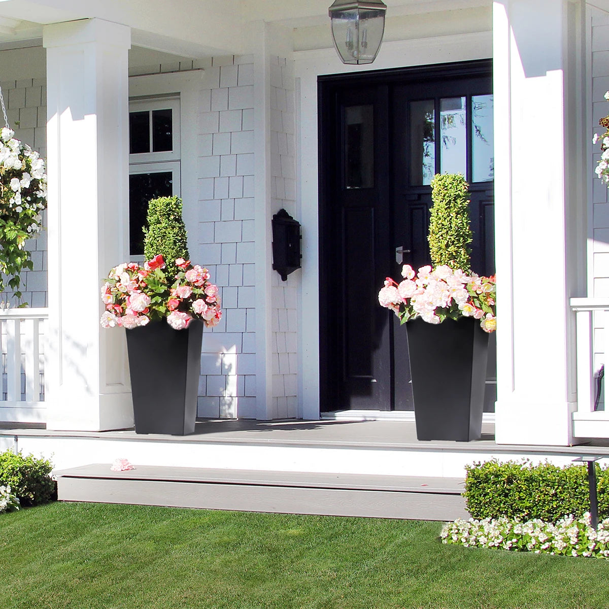 Modern Tall Outdoor Planters – Set of 2