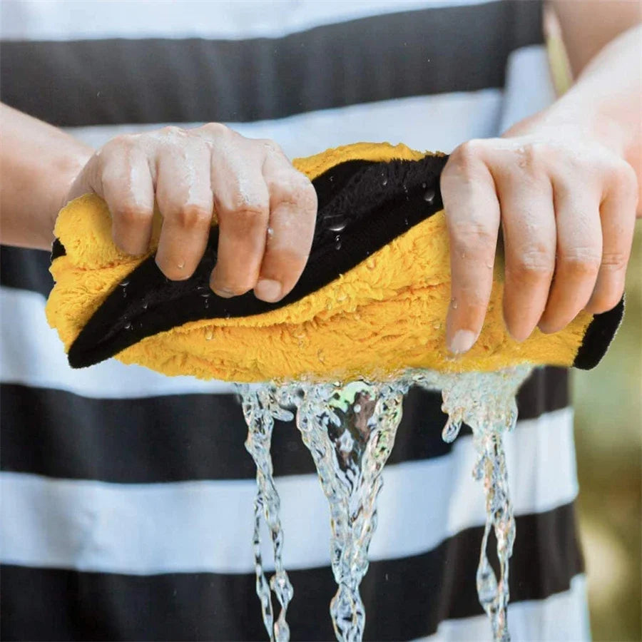 Plush Microfiber Car Detailing Towels