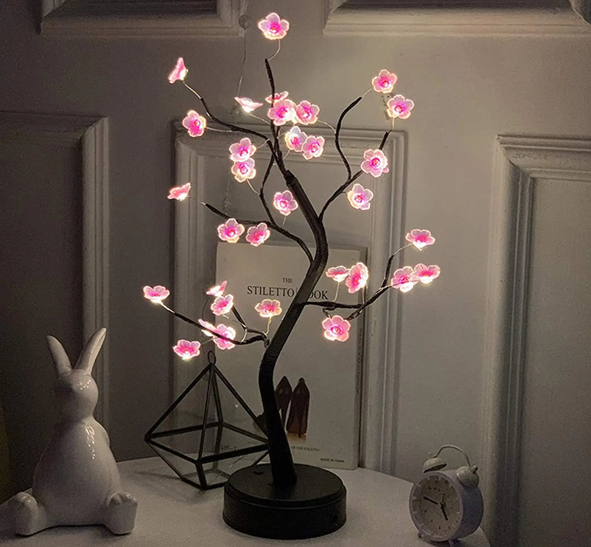 Decorative LED Tree Lamp – USB-Powered Ambient Night Light