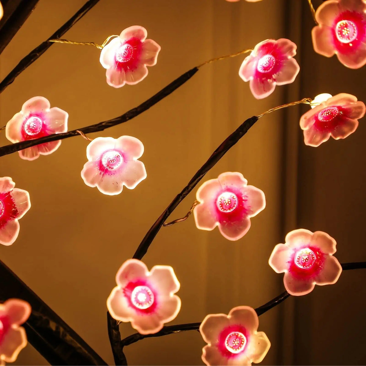 Decorative LED Tree Lamp – USB-Powered Ambient Night Light