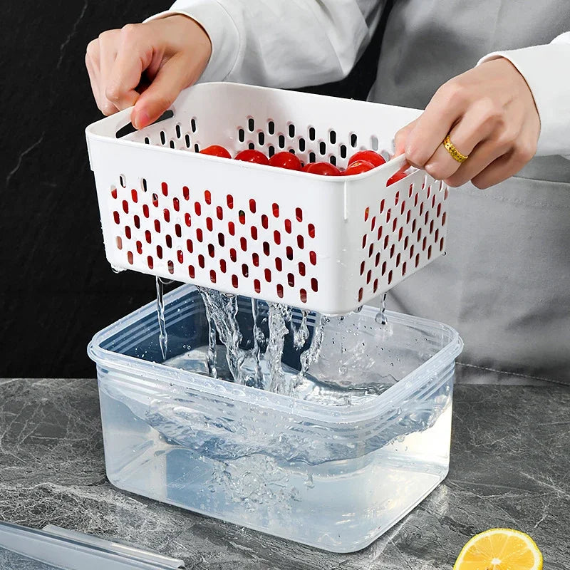 Produce Saver Container with Removable Drain Basket (3.3L)